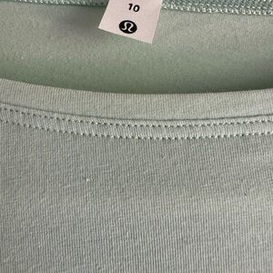Lululemon mint green long sleeve